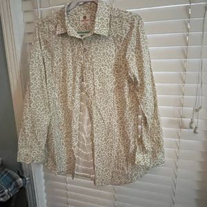 Marleylily leopard print button down top